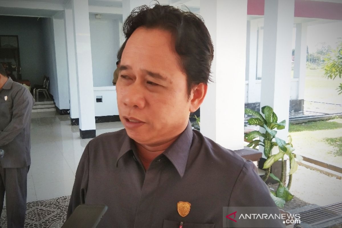 DPRD Seruyan minta pembangunan jalan pertanian ditingkatkan