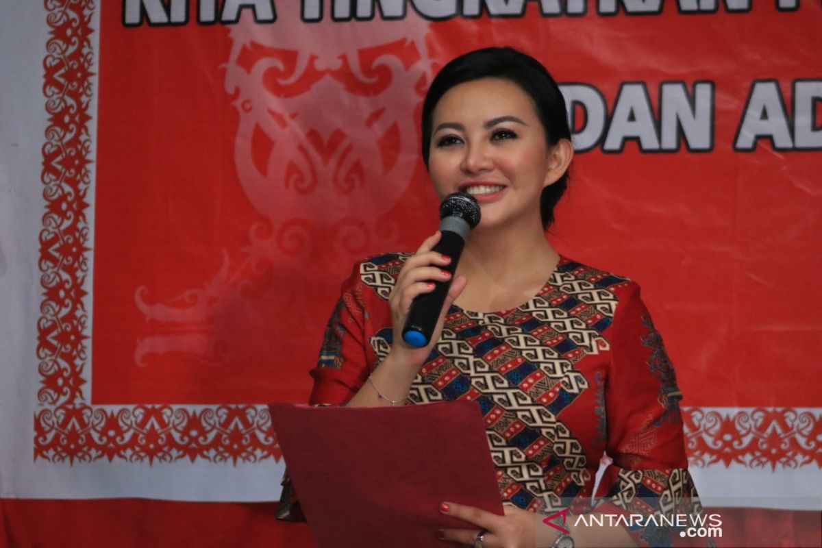 Karolin : kepala daerah PDIP didorong realokasi APBD untuk pencegahan Covid-19