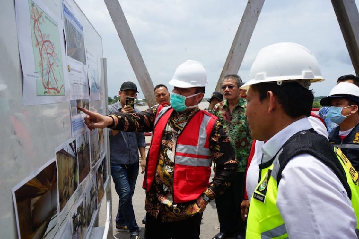 Gubernur  Sumsel minta Kementerian PUPR perhatikan jembatan 'tua'