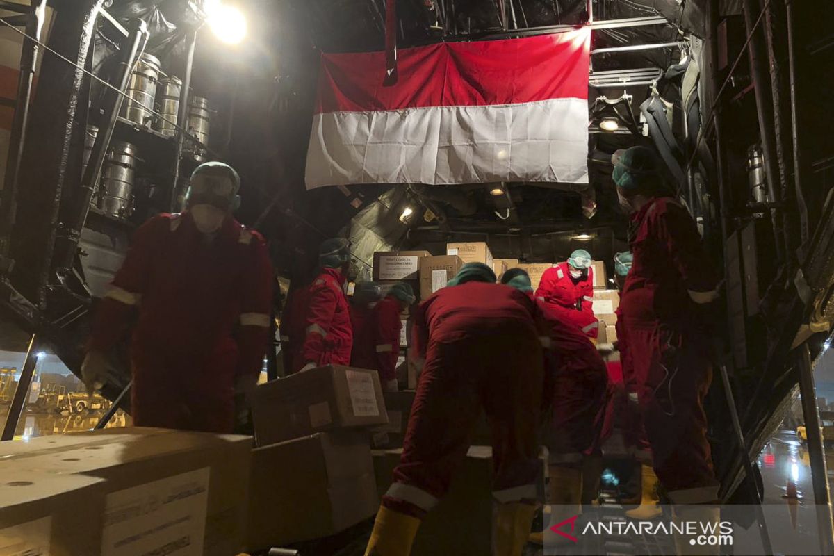Panglima TNI: Alkes COVID-19 dari China sampai besok