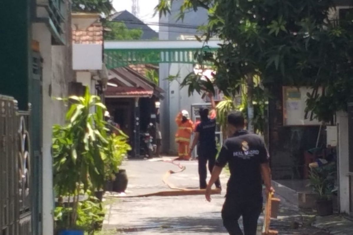 Warga Gunung Anyar Surabaya minta dites massal COVID-19