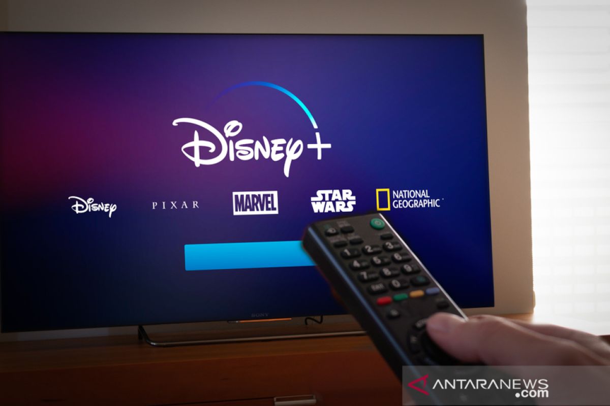 Dampak Corona, peluncuran layanan streaming Disney Plus di Prancis ditunda