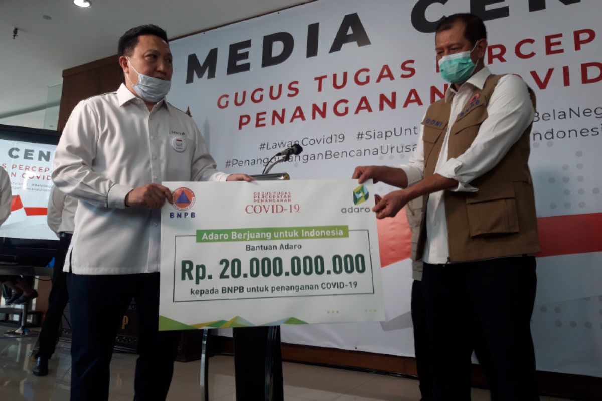 PT Adaro serahkan bantuan senilai Rp20 miliar untuk tangani COVID-19