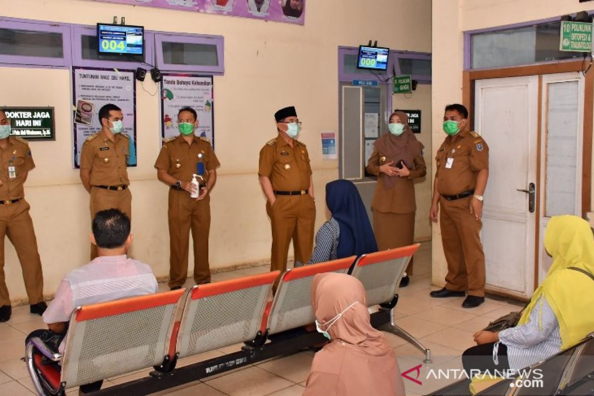 Bupati HSS monitoring pelayanan RSUD Kandangan upaya pencegahan Corona