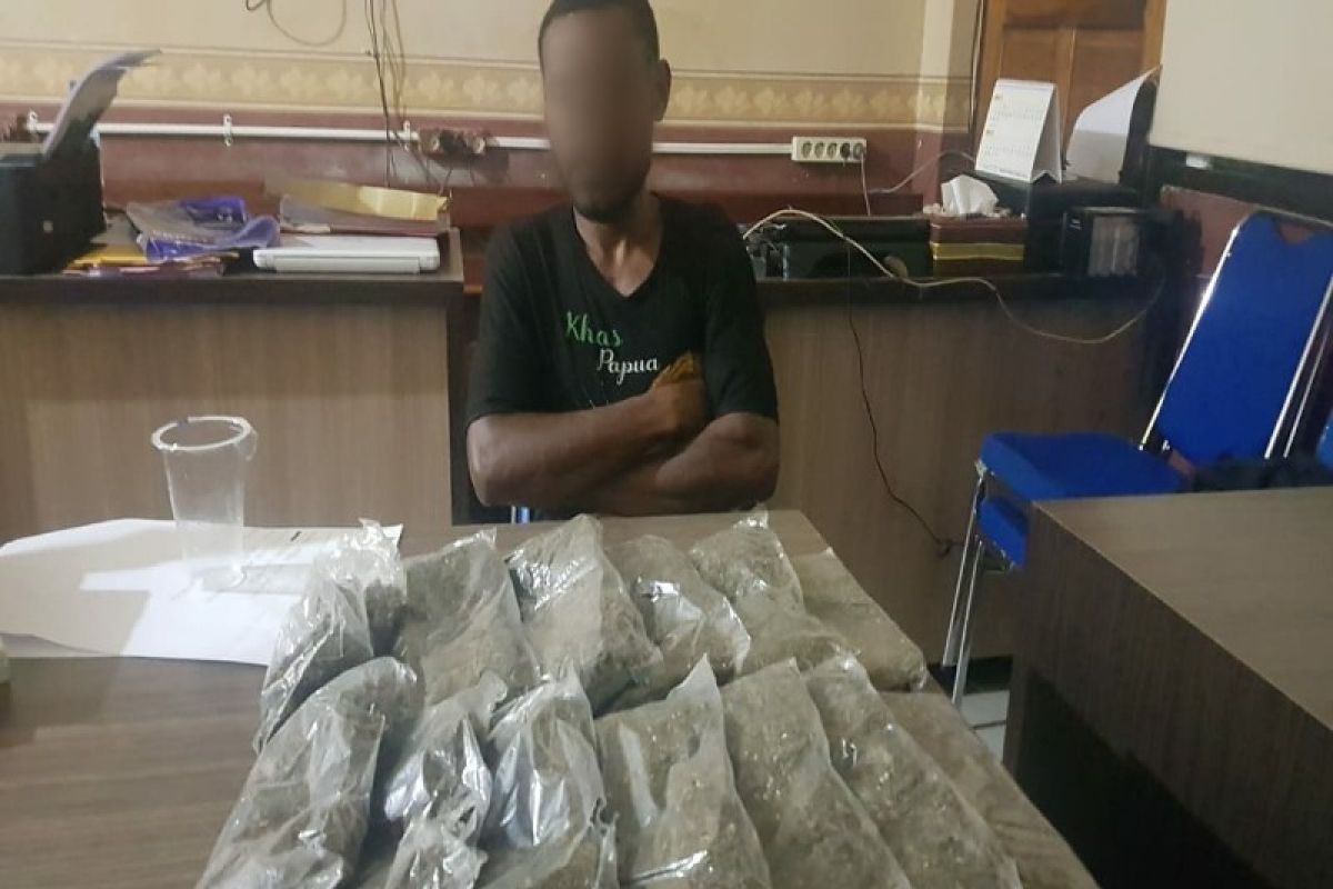 Polisi tangkap pengedar ganja tujuan Serui dan Nabire di pelabuhan Jayapura