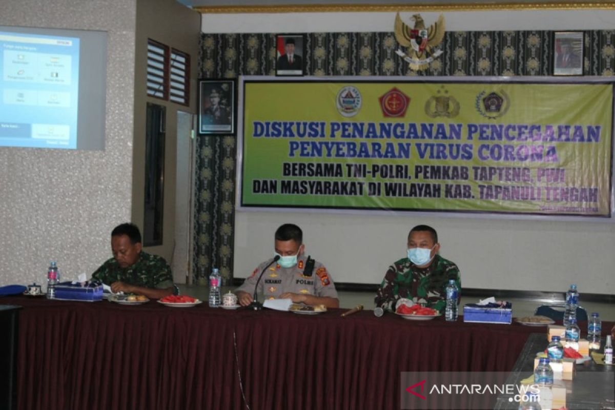 Polres Tapteng diskusi bersama dengan lapisan masyarakat untuk pencegahan COVID-19