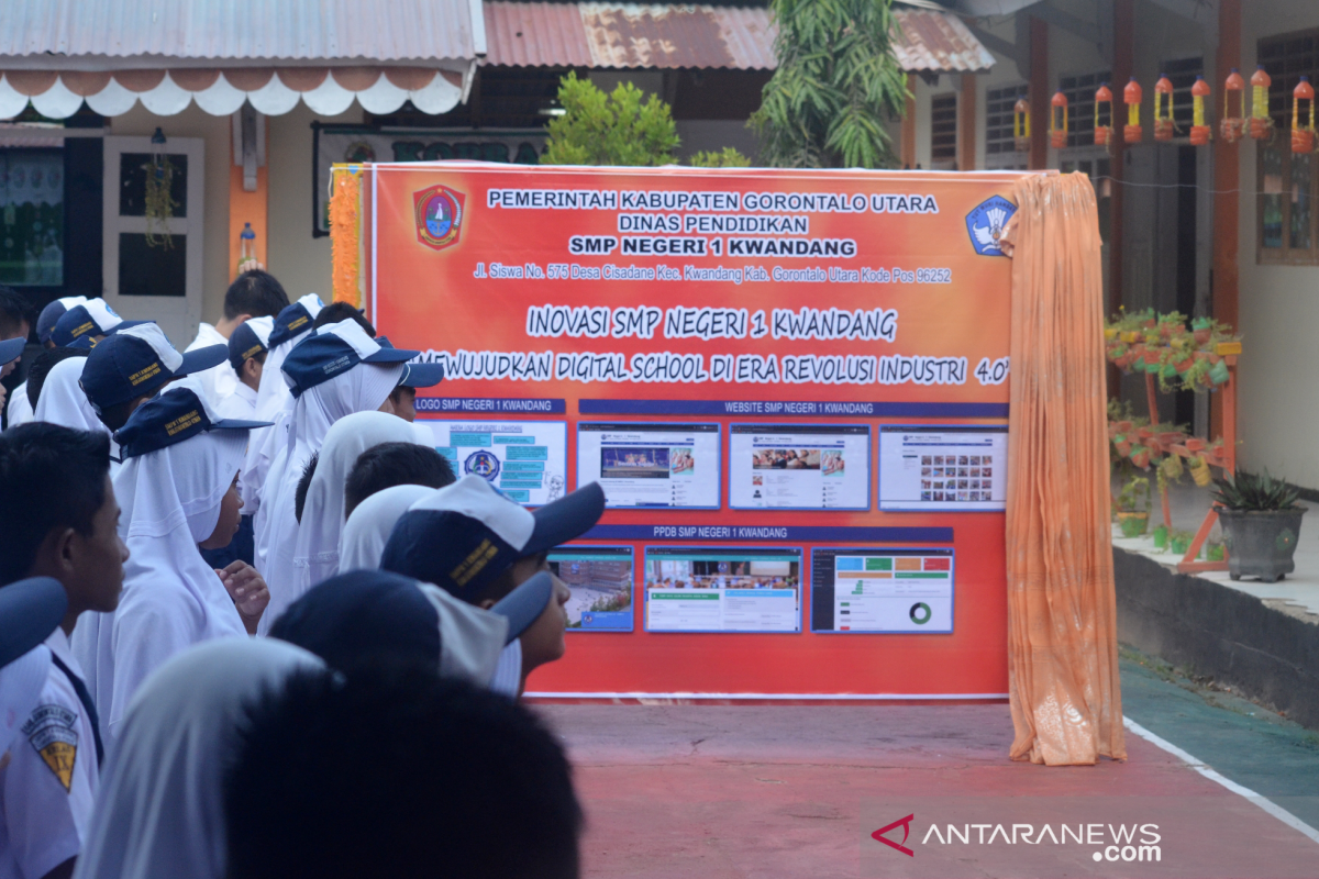 Bupati Gorontalo Utara luncurkan program inovasi digital school