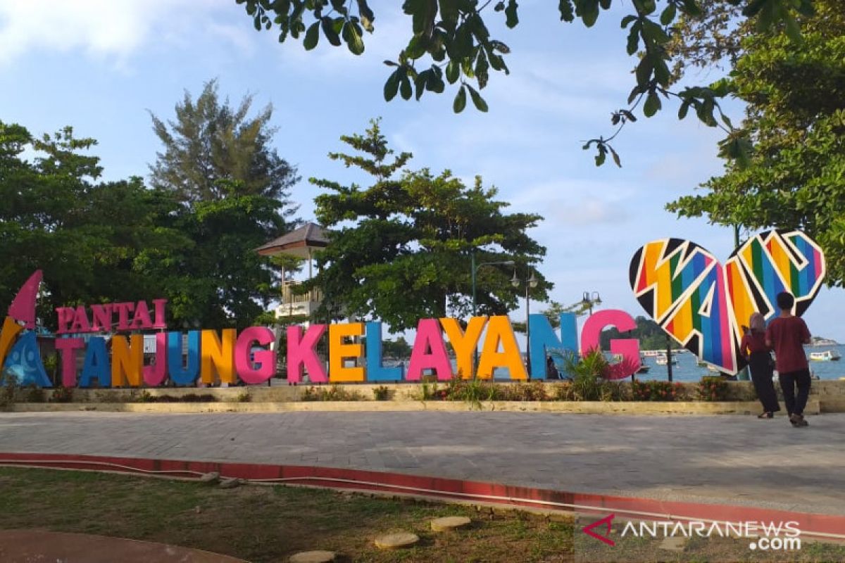 Pemkab Belitung buka kembali destinasi wisata secara bertahap