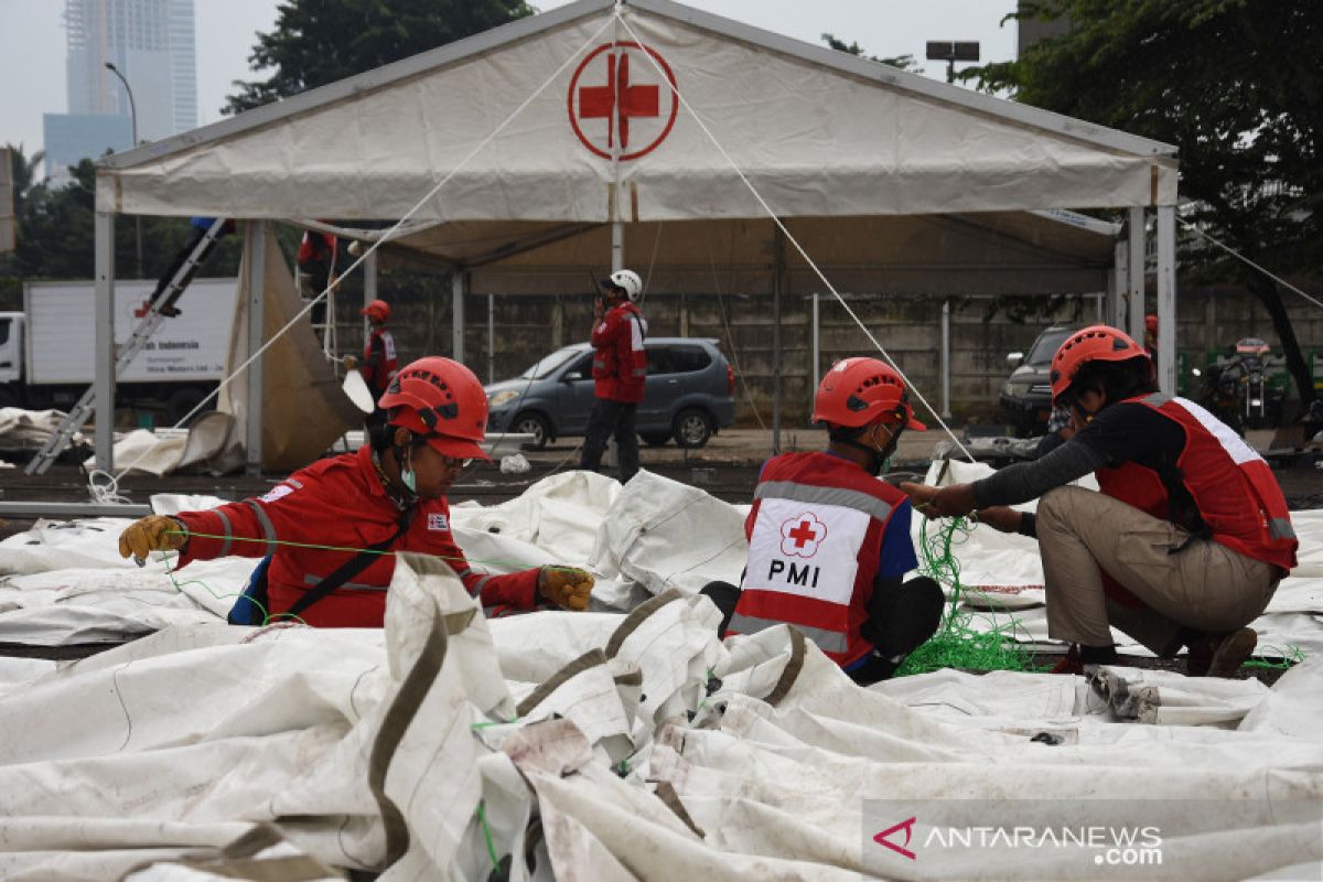 PKS bantu 42 ribu masker bagi tenaga medis Jakarta