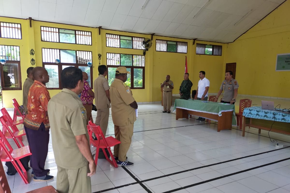 Warga Depapre Jayapura sepakat tutup pantai wisata cegah COVID-19