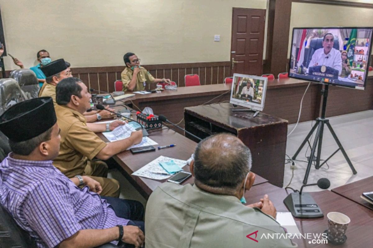 Wali Kota Padangsidimpuan video conference bersama Gubernur Sumut penanganan COVID-19