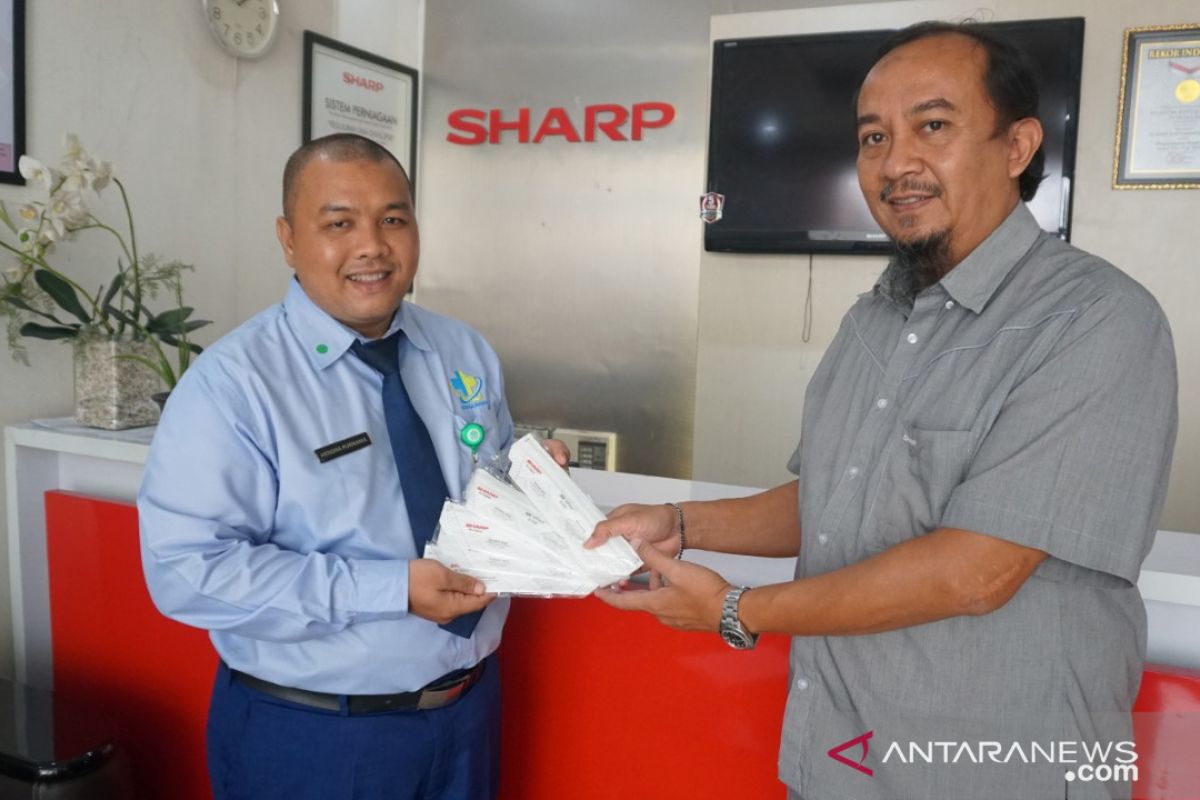 PT Sharp donasi masker N-95 untuk tenaga medis COVID-19