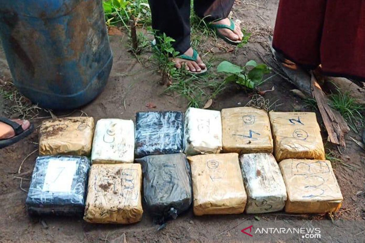 BNN-Bea Cukai gagalkan penyelundupan 32 kg sabu-sabu dari Malaysia