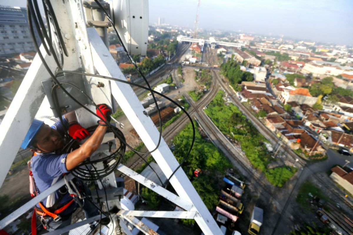 Penerapan kerja dan belajar dari rumah, kenaikan trafik data XL Axiata capai 14 persen