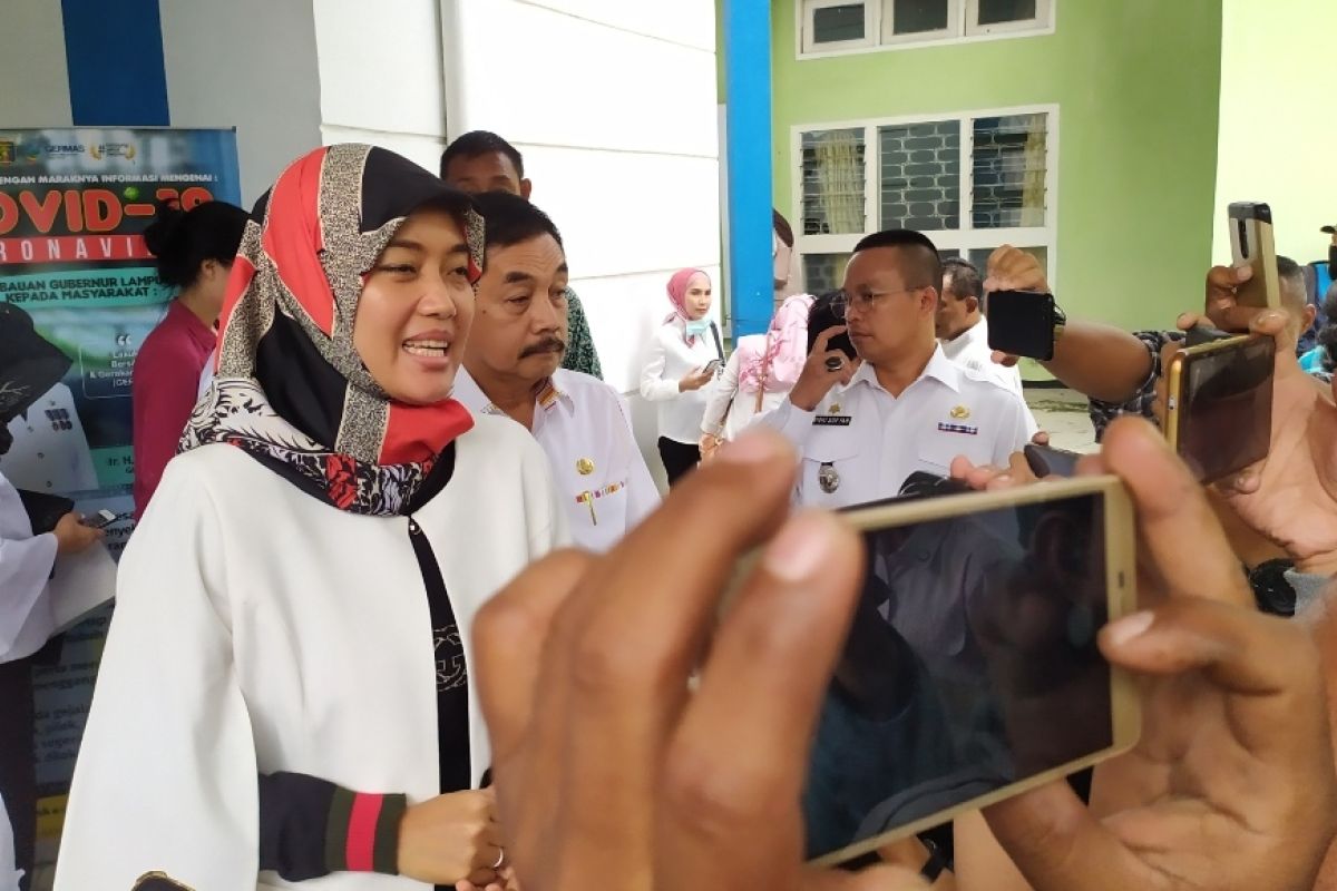Wagub Lampung imbau masyarakat beraktivitas di rumah