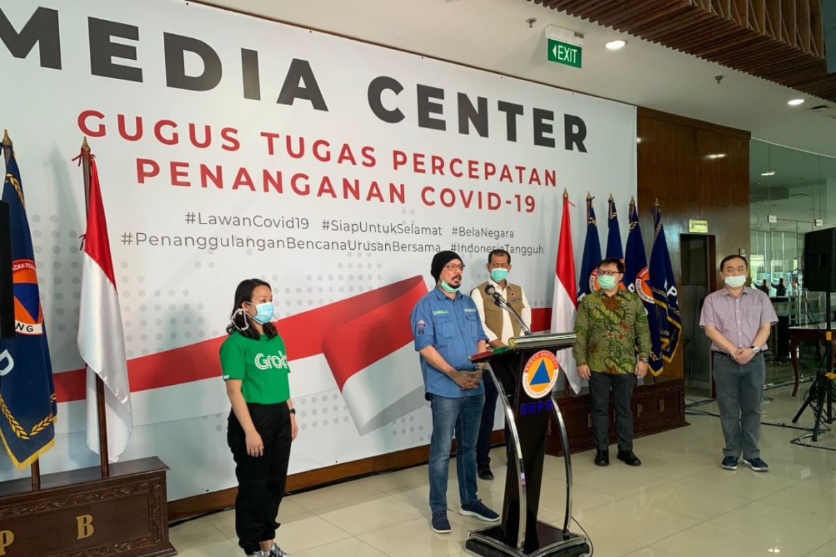 Tokopedia, OVO dan Grab bersatu perangi COVID-19