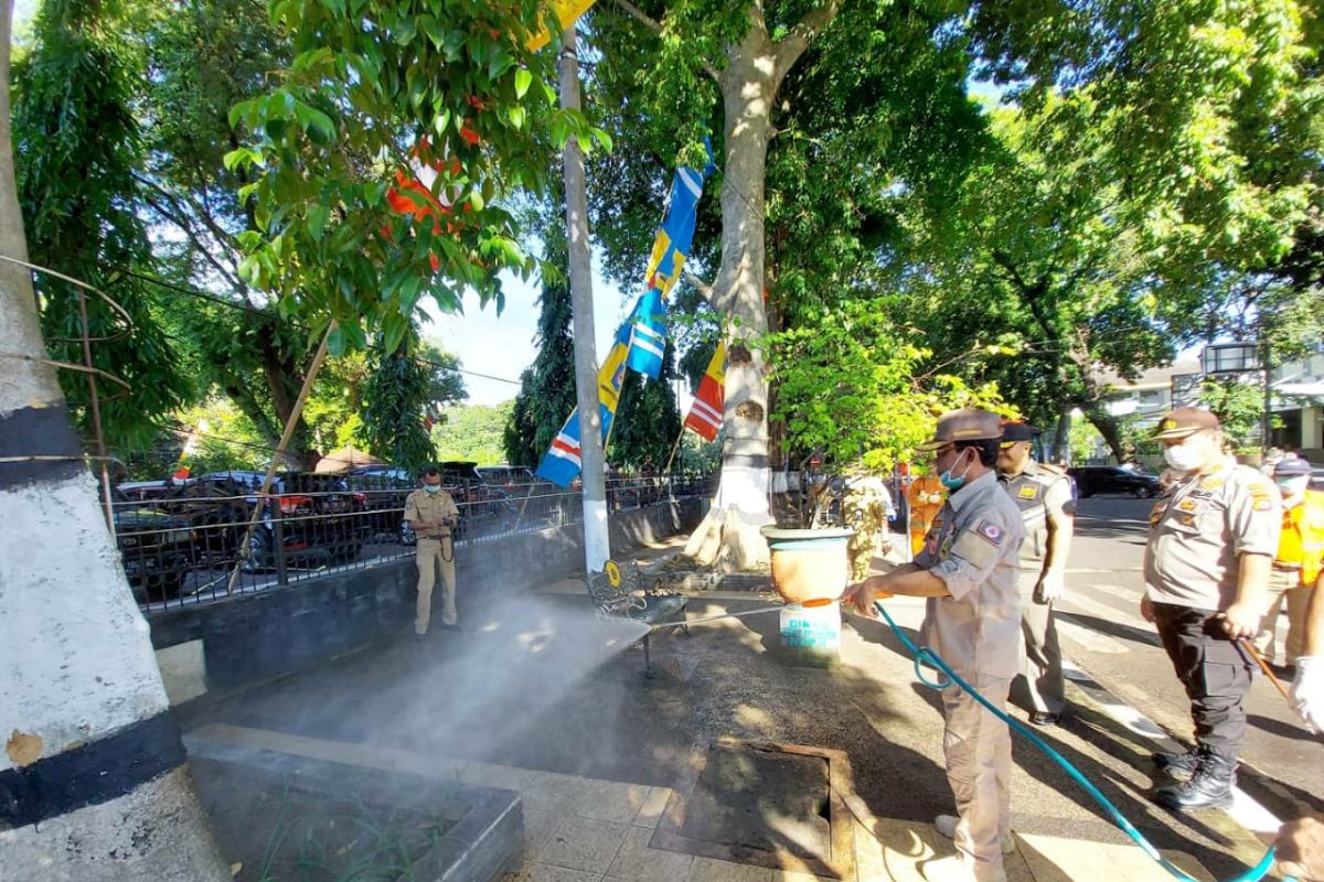 Satgas COVID-19 Mataram menargetkan sterilisasi sekolah segera rampung