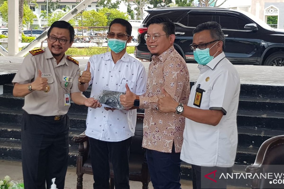 Batam dapat bantuan thermal scanner dari Singapura