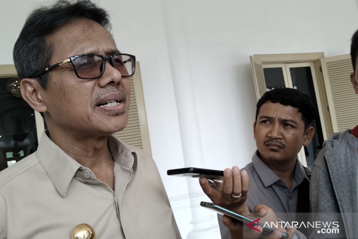 5 orang positif corona di Sumbar, Gubernur: Jaga jarak dan hindari kerumunan