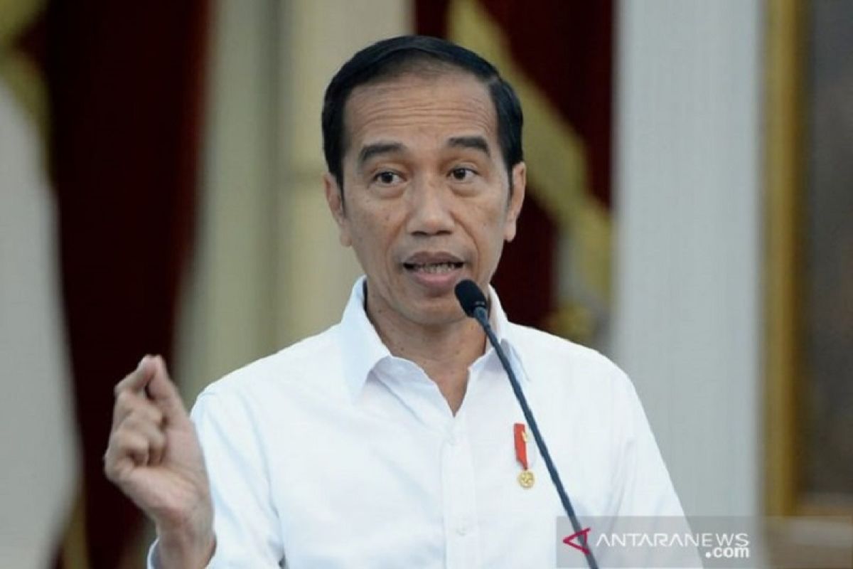 Presiden Joko Widodo ungkap alasan tak pilih "lockdown" COVID-19