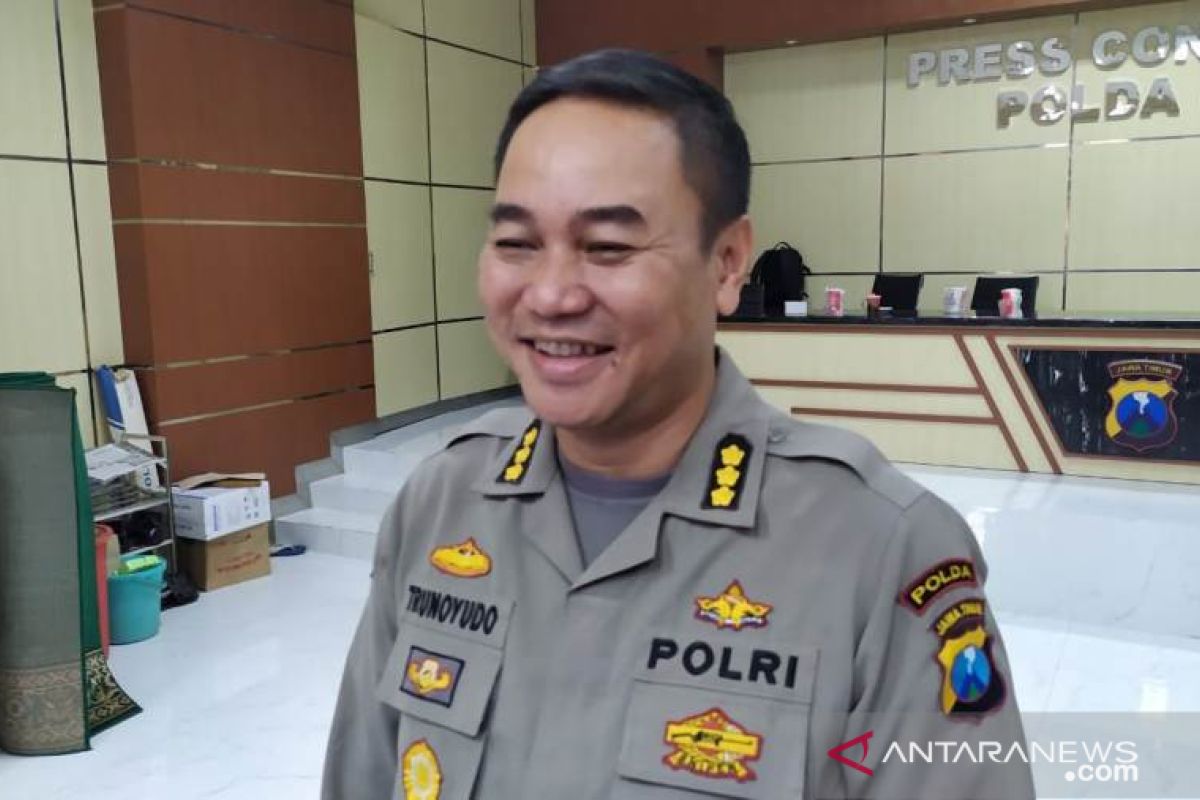 Polda Jatim ancam pidana kerumunan massa tidak mau bubar