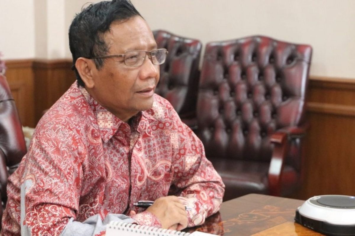 Mahfud MD berduka cita atas wafatnya Ibunda Presiden Jokowi