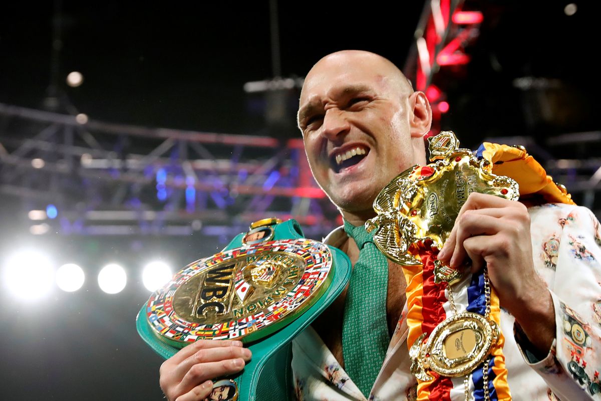 Tyson Fury mewaspadai Whyte dalam duel pertahanan gelar WBC kelas berat