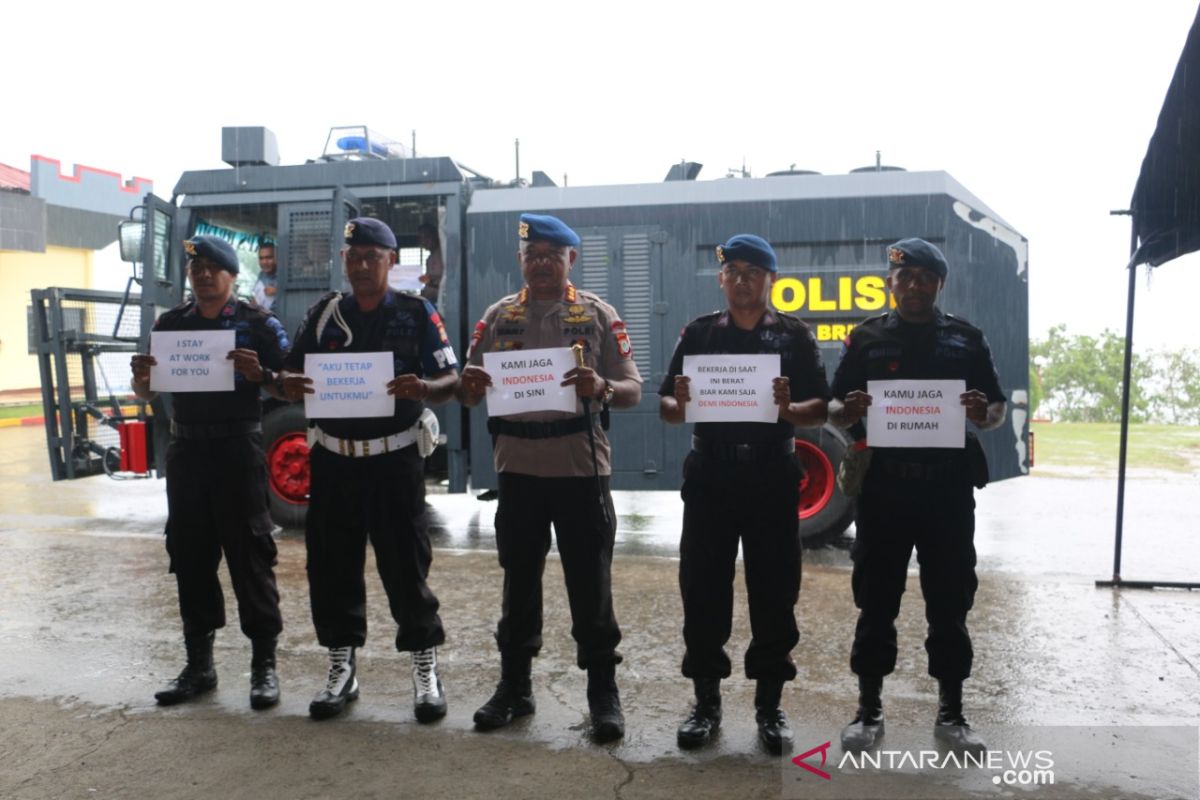 Polres Teluk Wondama akan berpatroli halau kerumunan warga cegah COVID-19