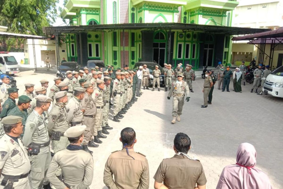 Nongkrong di Warkop, dua PNS diamankan Satpol PP-WH