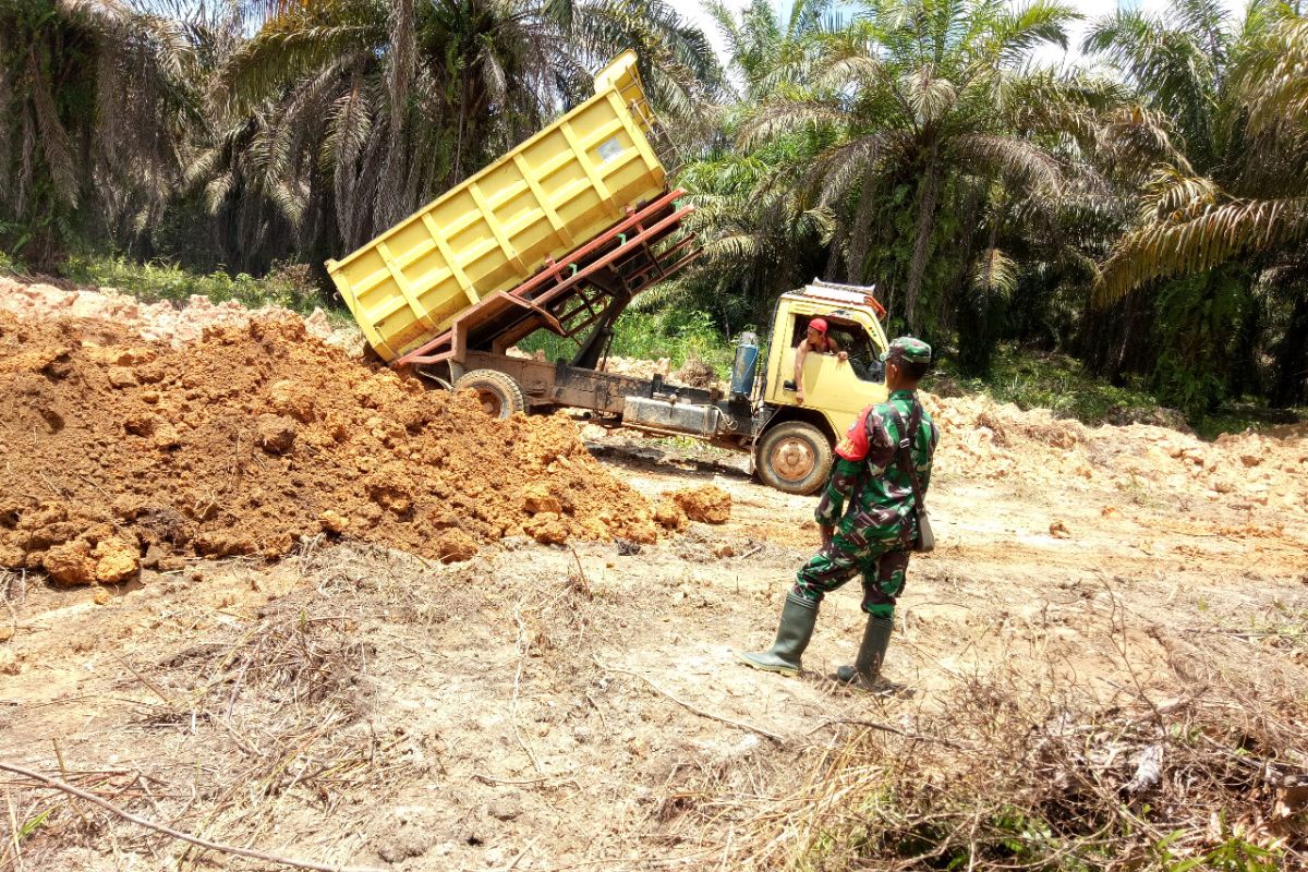 Penimbunan jalan dimulai, begini realisasi pelaksanaannya