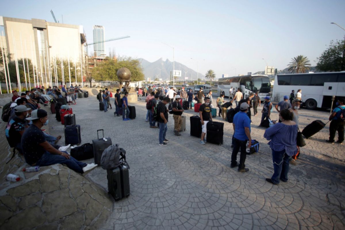 Amerika Serikat siap jatuhkan sanksi visa bagi negara penolak warga deportasi