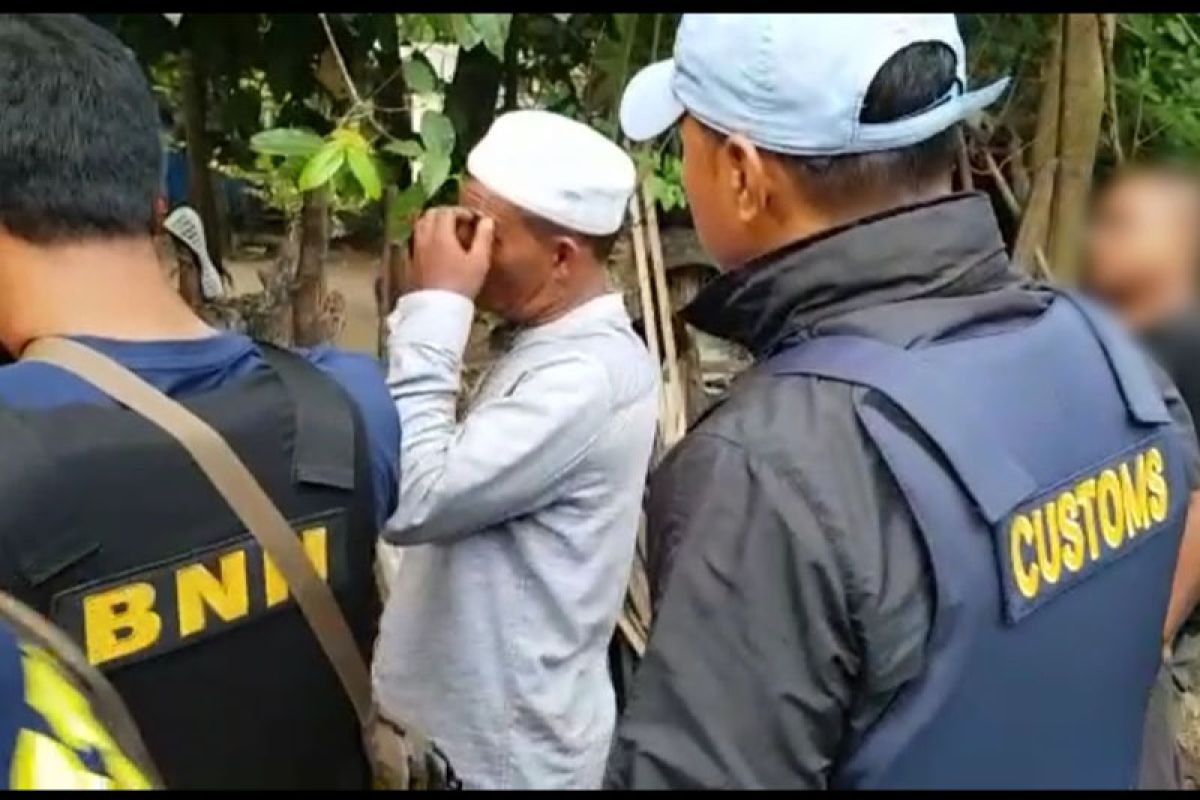 Bea cukai dan BNN gagalkan penyelundupan 12 kg sabu-sabu di Aceh