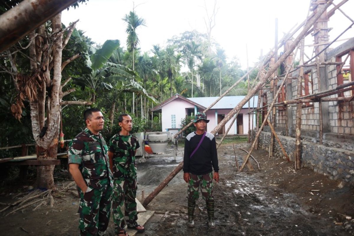 Dandim Jayapura tinjau pelaksanaan TMMD di Kampung Kibay Arso Timur