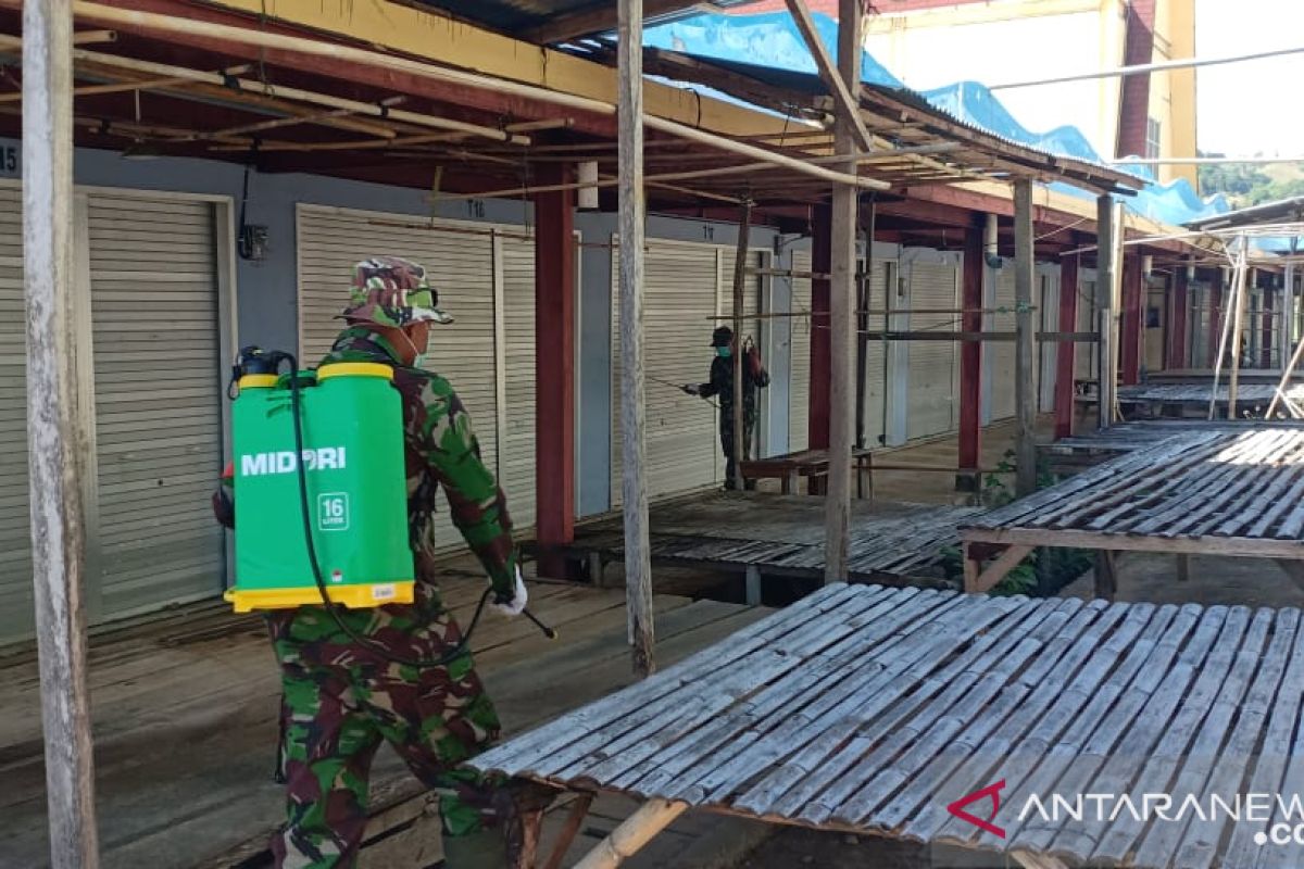 Kodim 1314 lakukan penyemprotan disinfektan di area publik