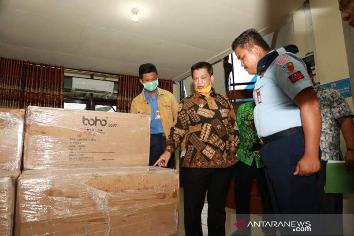 2.000 set APD didistribusikan ke rumah sakit di Kaltara