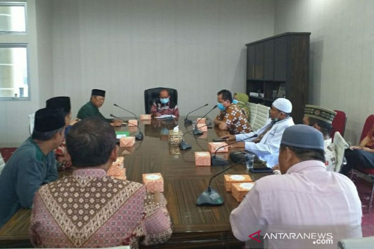 Pemkot Pangkalpinang imbau masyarakat Shalat Jumat di rumah