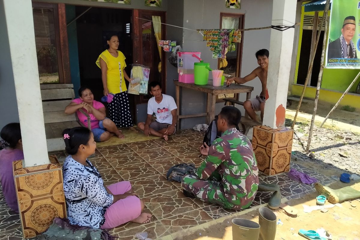 Hadapi situasi nasional, prajurit TMMD gelar komsos