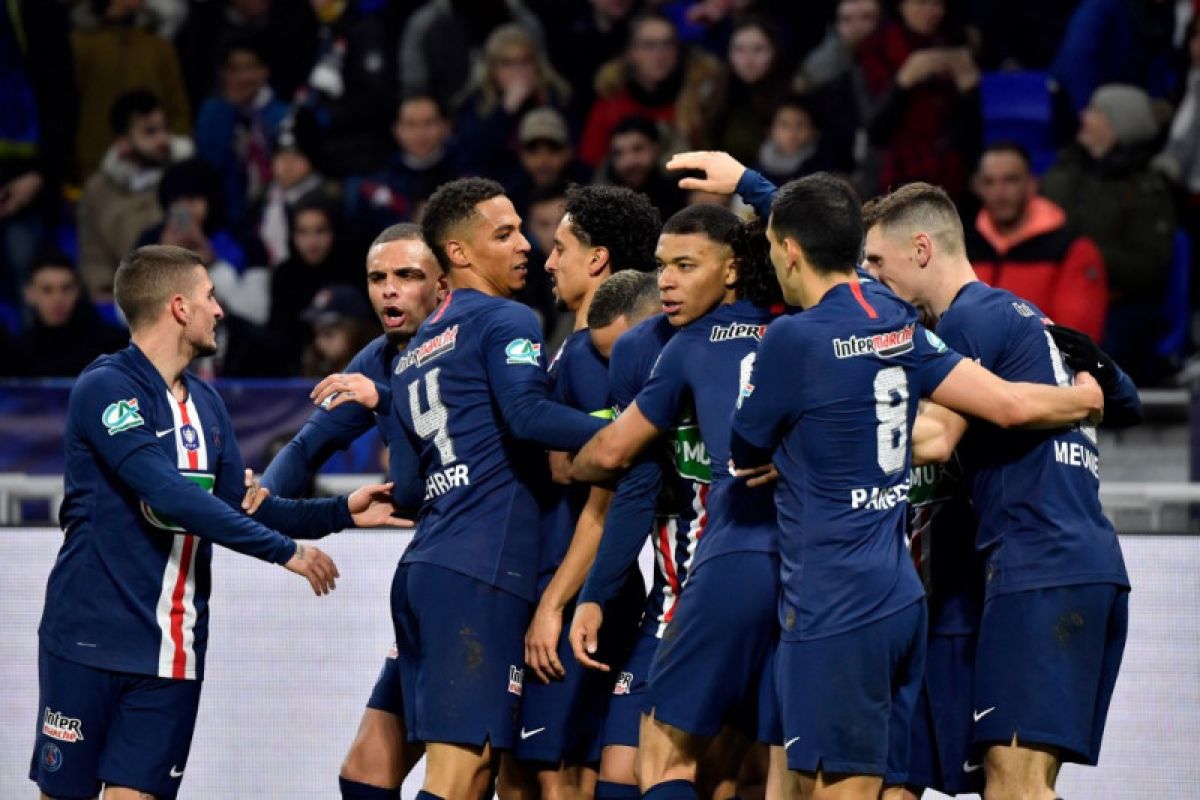 PSG menjual jersey khusus demi pahlawan kesehatan anticorona