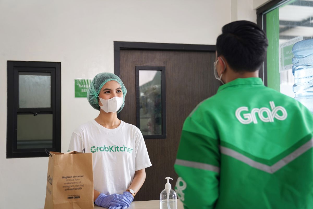 Grab buat program bantuan  untuk pengemudi hadapi corona