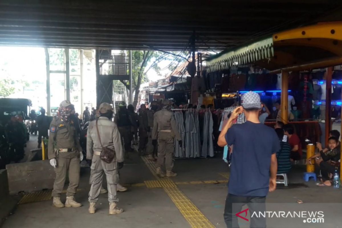 Harapan pedagang usai Pasar Tanah Abang ditutup cegah COVID-19