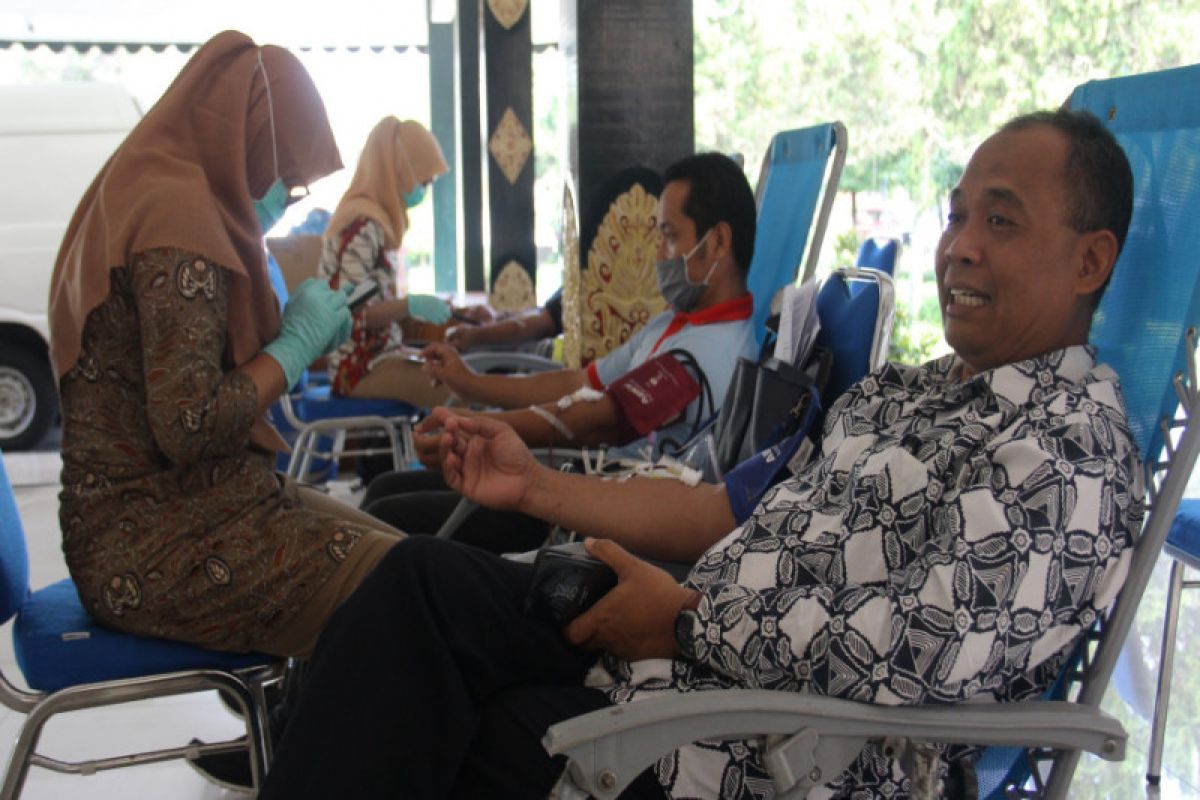 Pemkab Sleman gelar donor darah karena pedonor turun akibat COVID-19