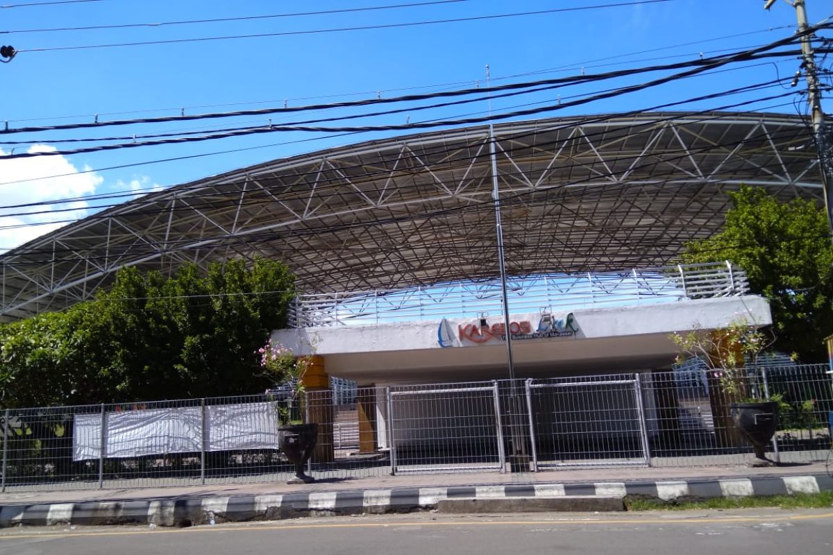 Pusat belanja Makassar sepi, setelah status darurat Covid-19