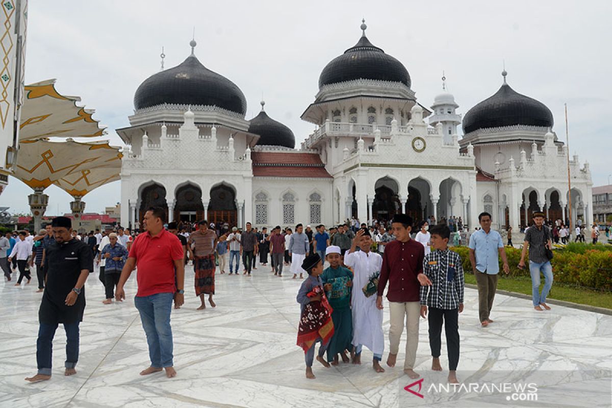 Masjid Raya tetap laksanakan shalat Jumat