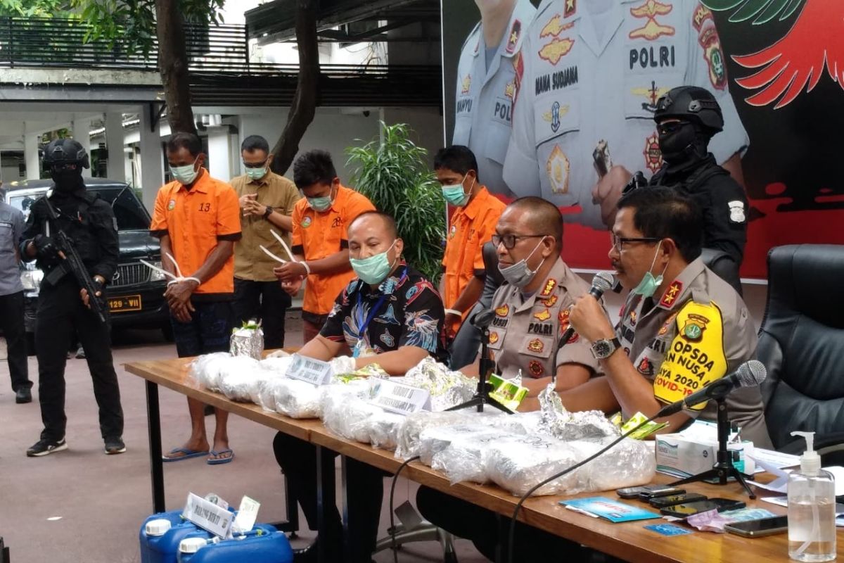 Polisi tangkap tiga bandar narkoba dan sita 27 kilogram sabu