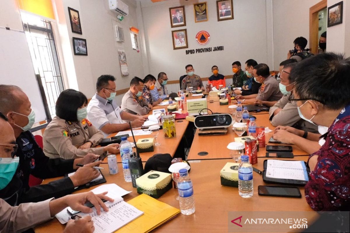 Kapolda Jambi pimpin rapat gugus tugas penanganan COVID-19