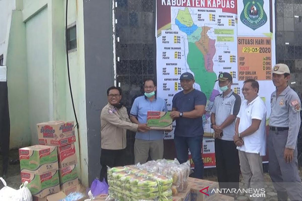 Legislator Kapuas salurkan bantuan sembako untuk Satgas Covid-19