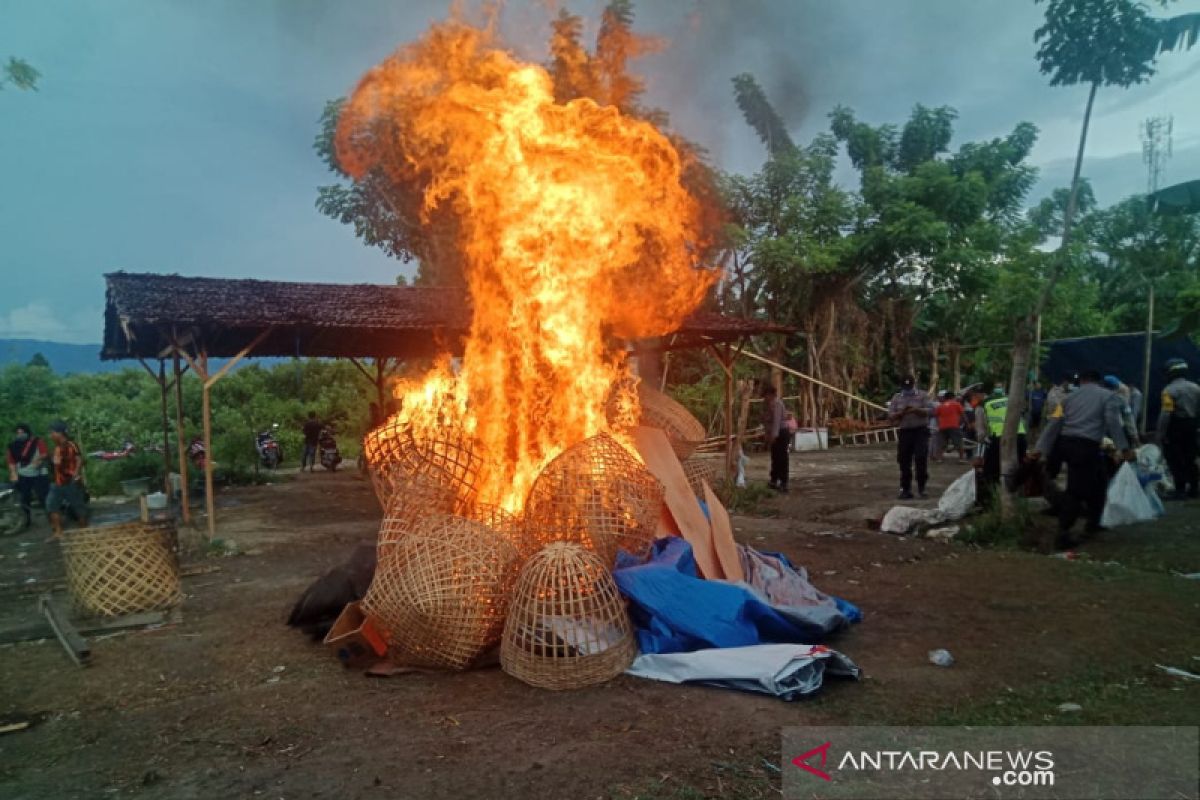 Polres Palu gerebek arena sabung ayam di Pengawu