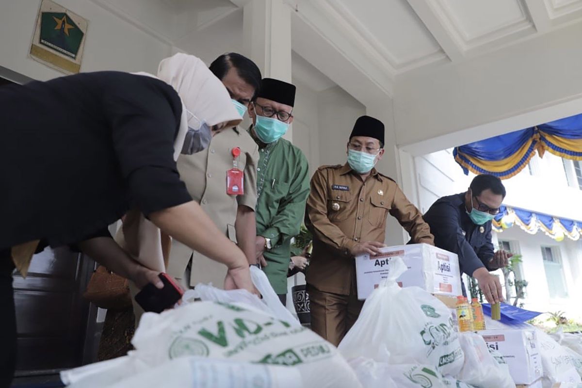 Aptisi Jatim salurkan bantuan ke Kota Malang untuk cegah COVID-19