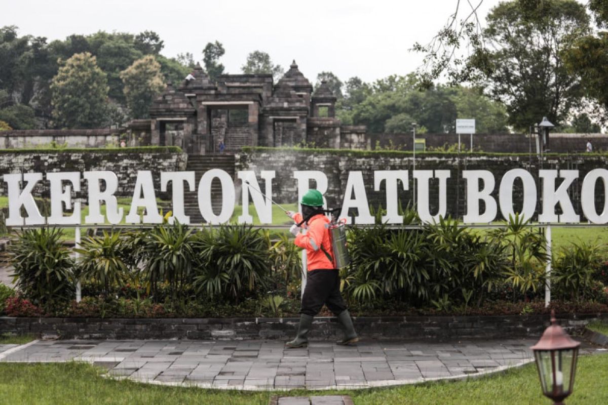 PT Taman Wisata Candi Borobudur, Prambanan, Ratu Boko perpanjang penutupan