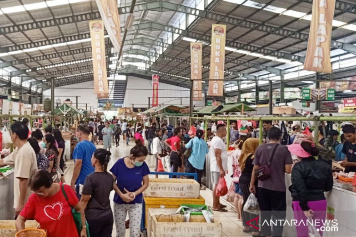 Pasar modern Sentul City terapkan transaksi online cegah corona